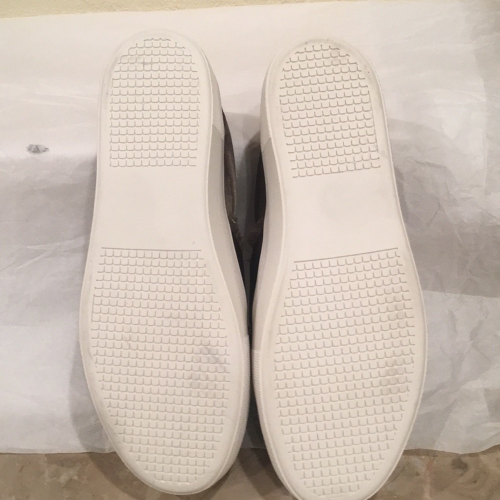 steve madden 🔥Graphic sneaker. 🔥 Olive Green New - Picture 5 of 5
